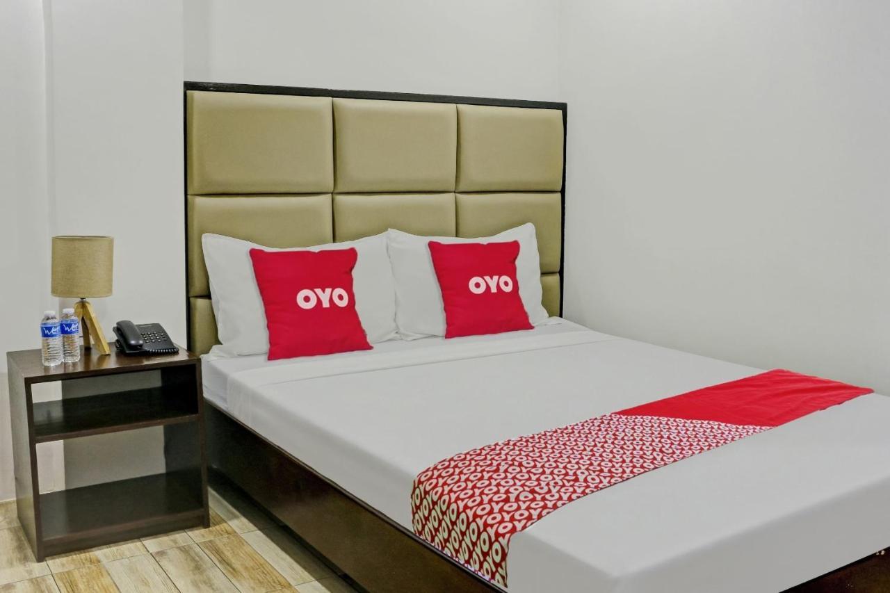Oyo 869 Jnv Dream Hotel Subic Exterior foto